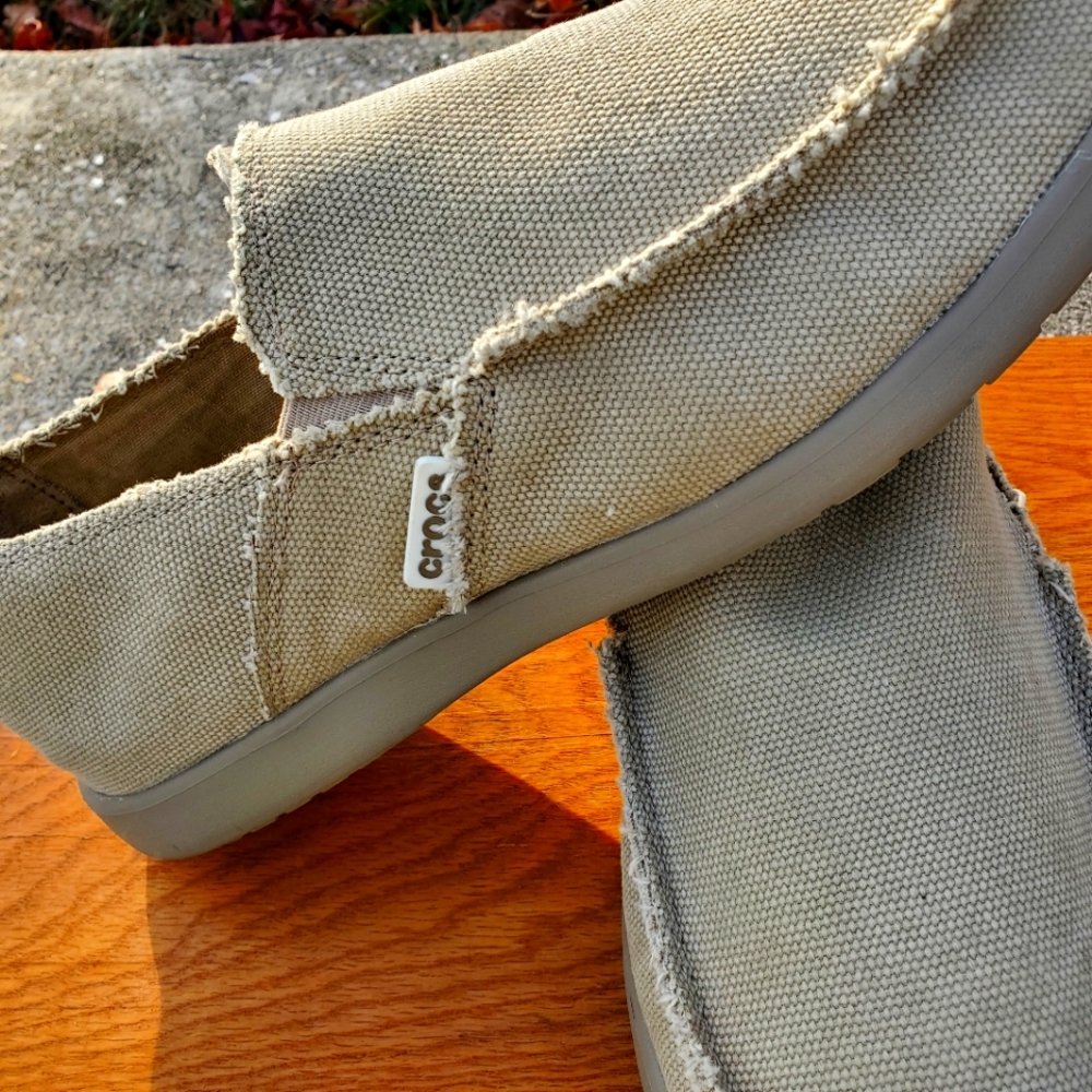 Cross Santa Cruz men's slip on canvas shoes